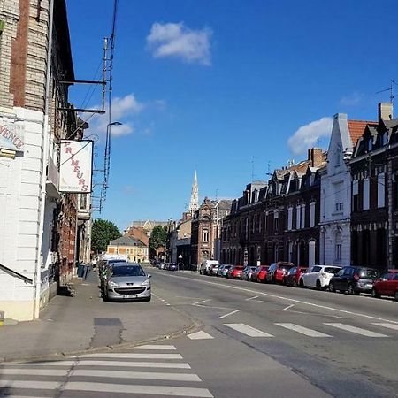 Val' Appart 1 Valenciennes Buitenkant foto